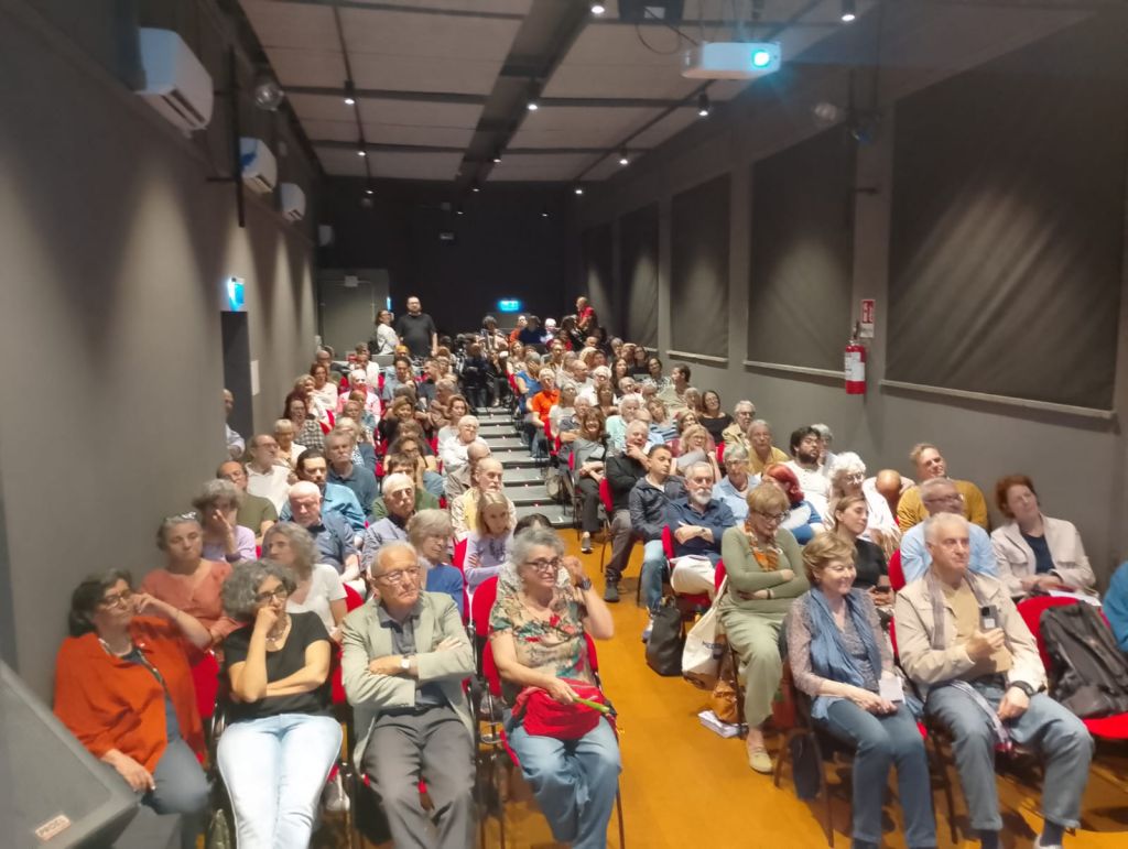 Assemblea Teatro Puccini su ex ogr- intervento di Roberto Budini Gattai